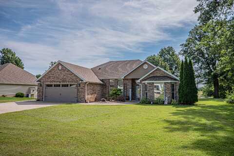 828 McKinsey Place, Moberly, MO 65270