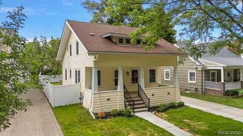 776 W LINCOLN Street, Birmingham, MI 48009
