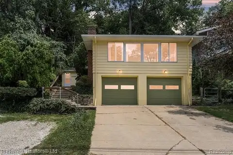 1558/1560 W Jones Drive SW, Ann Arbor, MI 48105