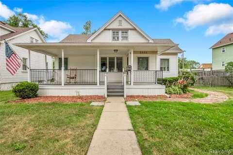 2920 4th Street, Trenton, MI 48183