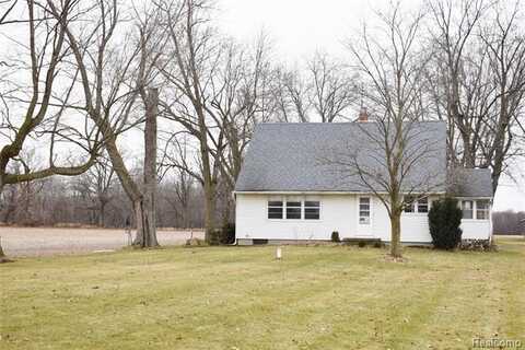 10285 Owosso Road, Fowlerville, MI 48836