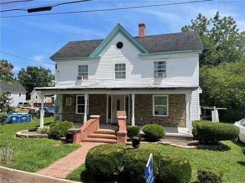 22 Boundary Avenue, Onancock, VA 23417