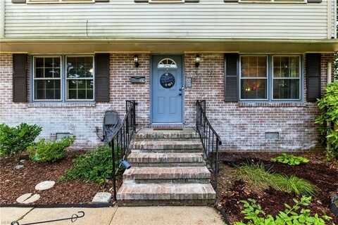 27 Boxwood Lane, Newport News, VA 23602