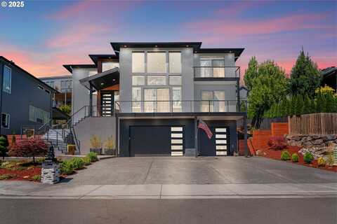 1345 N R ST, Washougal, WA 98671