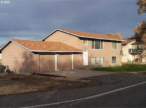 704 SW WILSON LN, Boardman, OR 97818