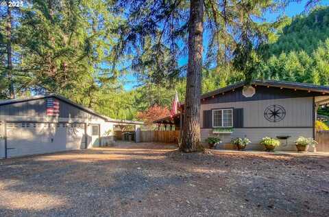 358 ANITA LN, Glide, OR 97443