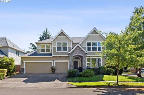 200 N ROYAL OAK ST, Newberg, OR 97132