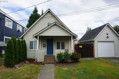 608 S 6TH AVE, Kelso, WA 98626