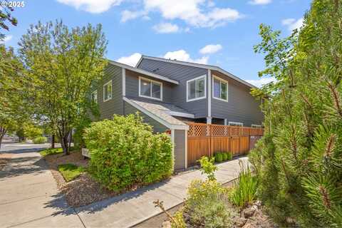 111 NW HAWTHORNE AVE, Bend, OR 97703