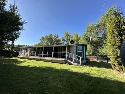128 SW CANTON ST, John Day, OR 97845