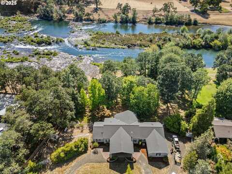 784 ECHO DR, Roseburg, OR 97470