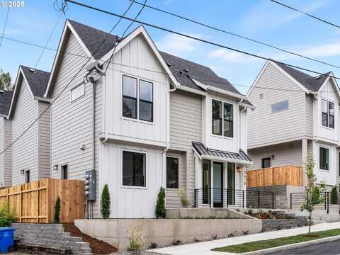 3615 SW Logan ST, Portland, OR 97219
