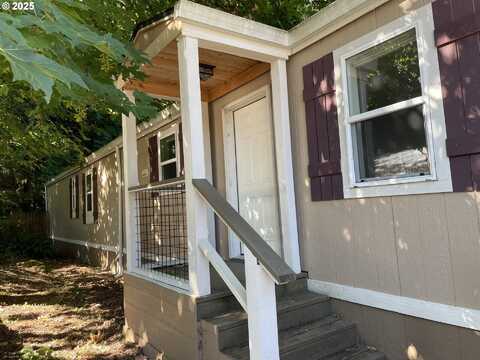 70100 E HIGHWAY 26, Welches, OR 97067