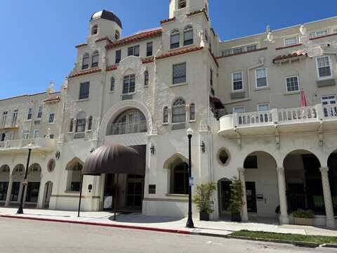 235 Sunrise Avenue, Palm Beach, FL 33480