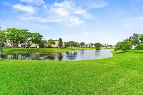 2738 Casa Way, Delray Beach, FL 33445