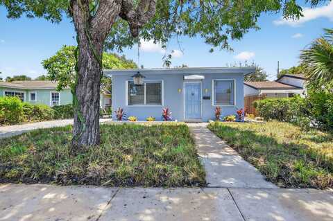 910 SE 3rd Street, Boynton Beach, FL 33435