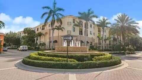 1305 Renaissance Way, Boynton Beach, FL 33426