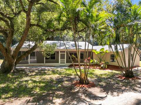 2735 6th Street, Vero Beach, FL 32968