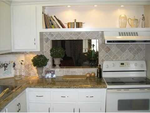 2901 Fiore Way, Delray Beach, FL 33445