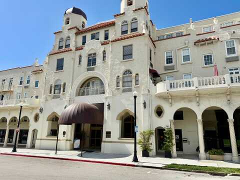 235 Sunrise Avenue, Palm Beach, FL 33480