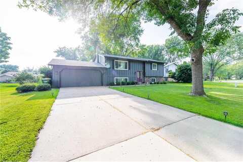 7865 Penn Avenue N, Brooklyn Park, MN 55444