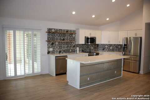 942 Lightstone, San Antonio, TX 78258