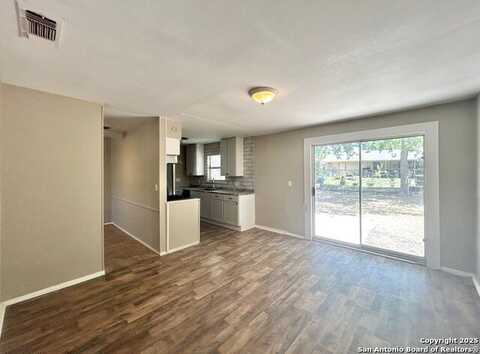 7323 Glen Manor, San Antonio, TX 78239