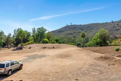 Kaywood Cir unit: 25 Par D, Escondido, CA 92026