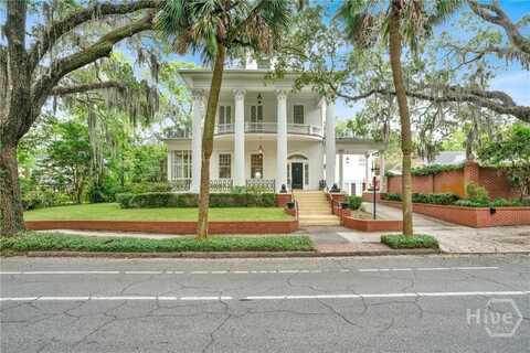 35 Washington Avenue, Savannah, GA 31405