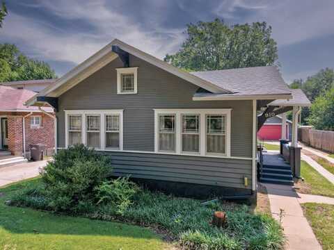 910 N 2nd, Arkansas City, KS 67005