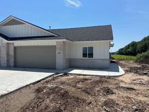 2121 W Elk Ridge Ave, Goddard, KS 67052