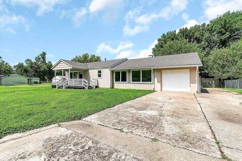 1721 Ritchie St, Winfield, KS 67156