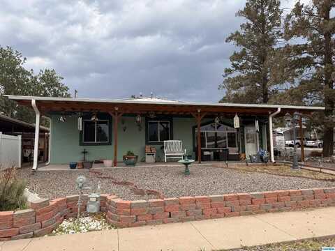 2217 N Cactus Avenue, Silver City, NM 88061