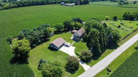 2200 Washington Road, Stoughton, WI 53589