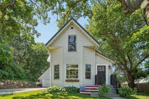 403 E Walnut Street, North Freedom, WI 53951