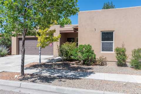 4748 Vista Del Sol, Santa Fe, NM 87507