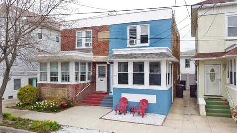 105 N Princeton Ave, Ventnor City, NJ 08406