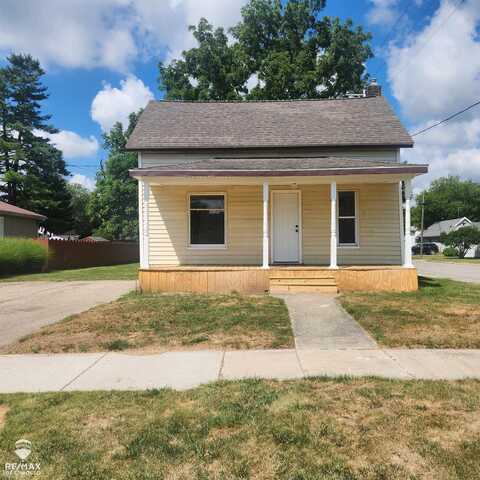 702 Glenwood, Owosso, MI 48867