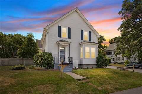 358 Pawtuxet Avenue, Warwick, RI 02888