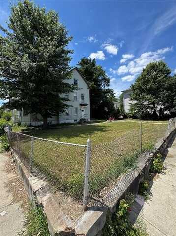 90 Berkshire Street, Providence, RI 02908