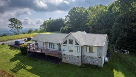 615 Valley Hill Dr., Galax, VA 24333