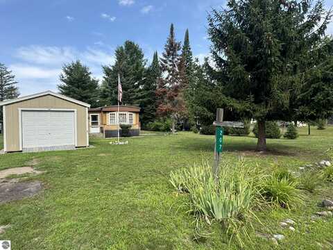 207 N Cass Street, Lake City, MI 49651