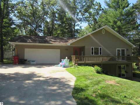 3385 Midland Street, National City, MI 48748