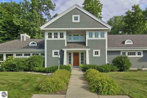 1116 Wayne Street, Traverse City, MI 49684