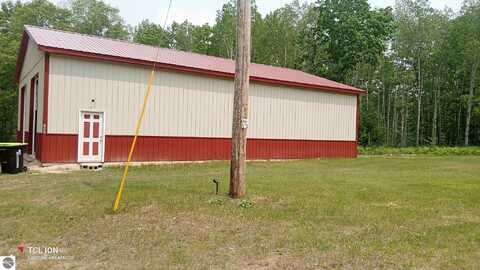 7620 Monroe Road, Lake, MI 48632