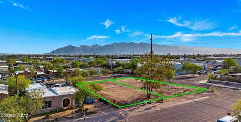 702 W Calle Adelanto, Tucson, AZ 85705