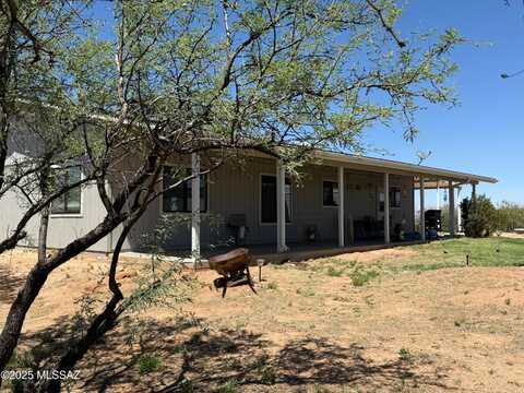 2724 W Blueflax Lane, Benson, AZ 85602
