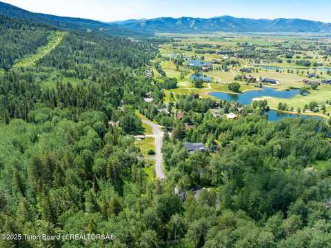 2 BLACKFOOT Trail, Victor, ID 83455