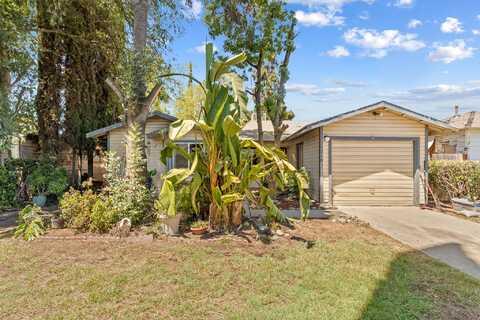 1218 W Buena Vista Avenue, Visalia, CA 93291