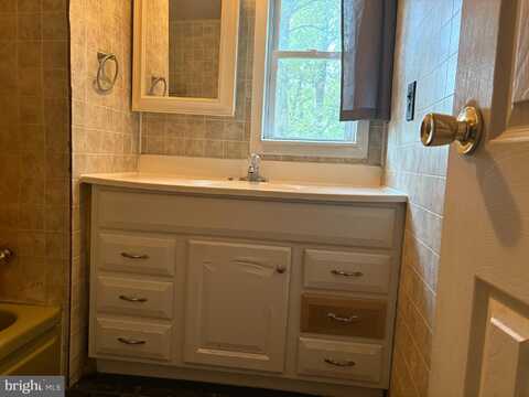 4332 PINE RIDGE ROAD, WARDENSVILLE, WV 26851